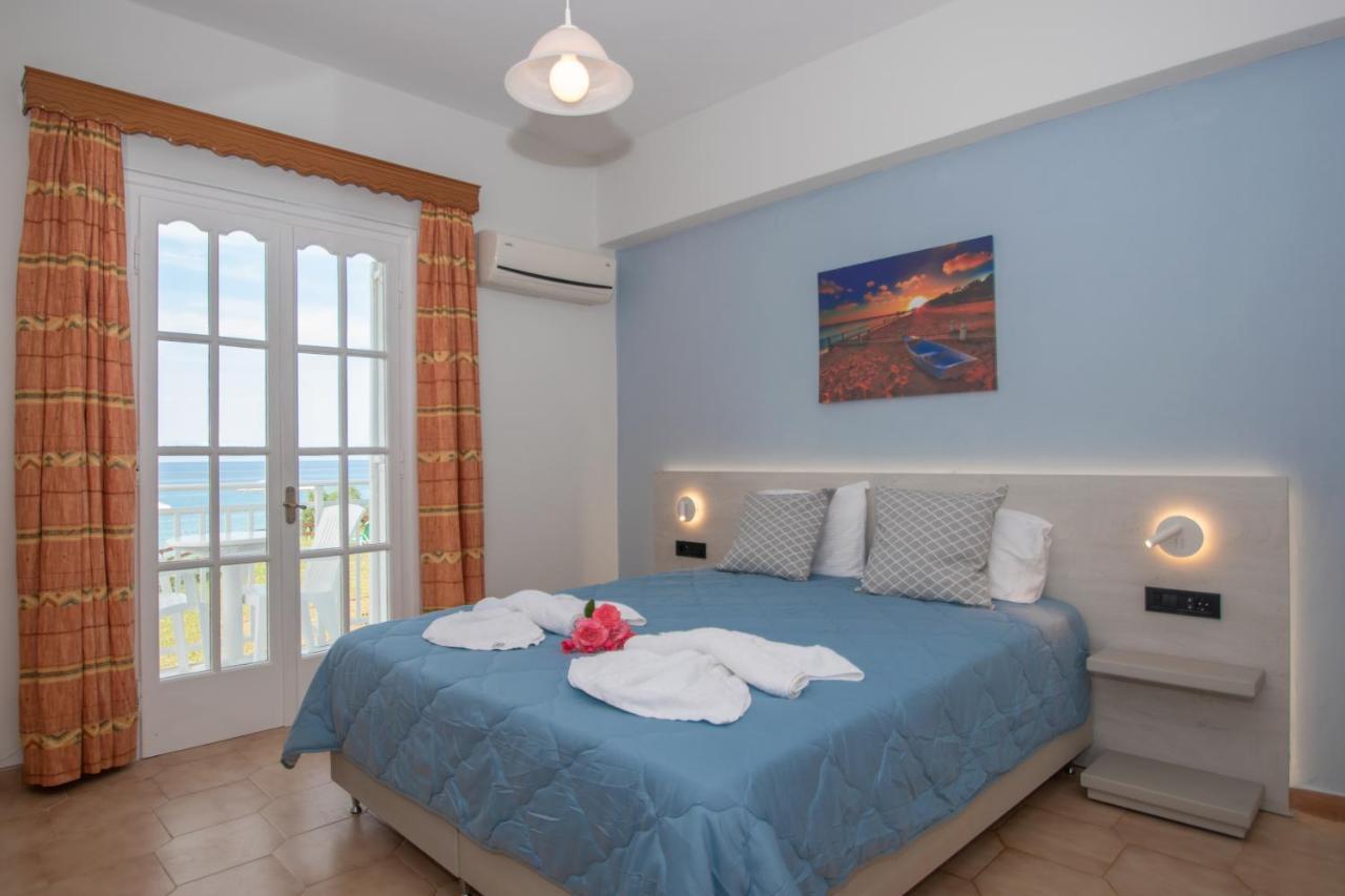 Baywatch Apartments On The Beach By "Elite" Amoudi Exterior photo